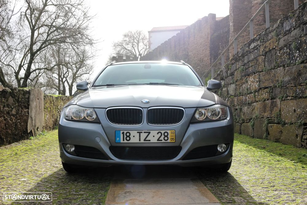 BMW 318 d Navigation Sport - 4