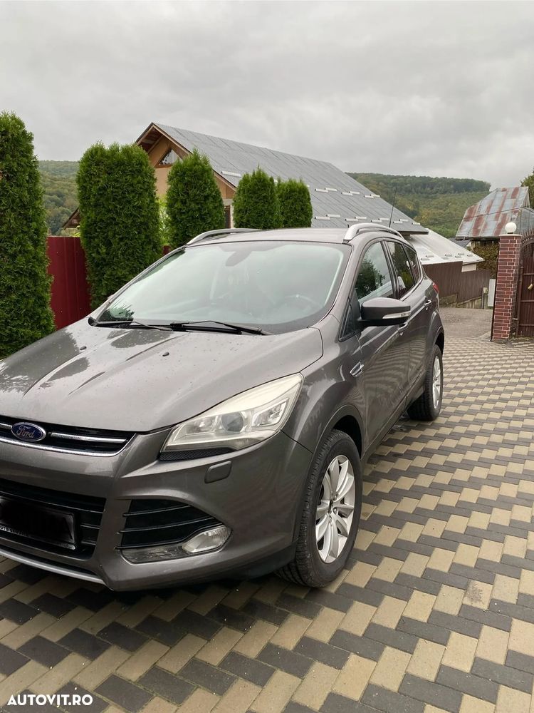 Ford Kuga 2.0 TDCi 4WD Powershift Titanium - 7