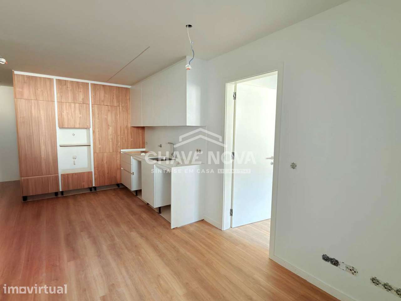 T1 Novo c/ Lugar de Garagem em Santa Marinha (VL8) - Grande imagem: 4/38