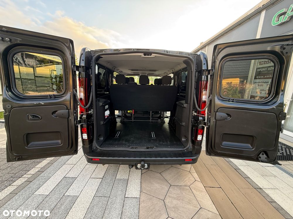 Renault Trafic 2.0 dCi - 23
