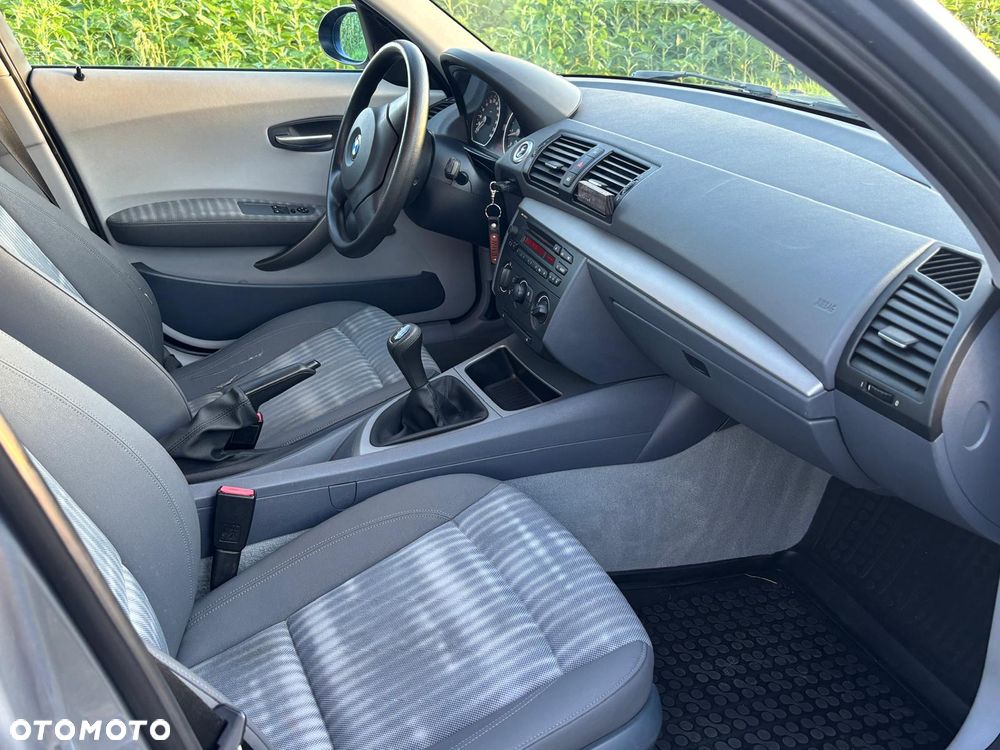 BMW Seria 1 - 19