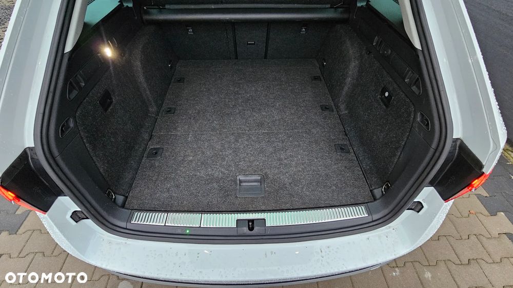 Skoda Superb 2.0 TDI SCR 4x4 Scout DSG - 7