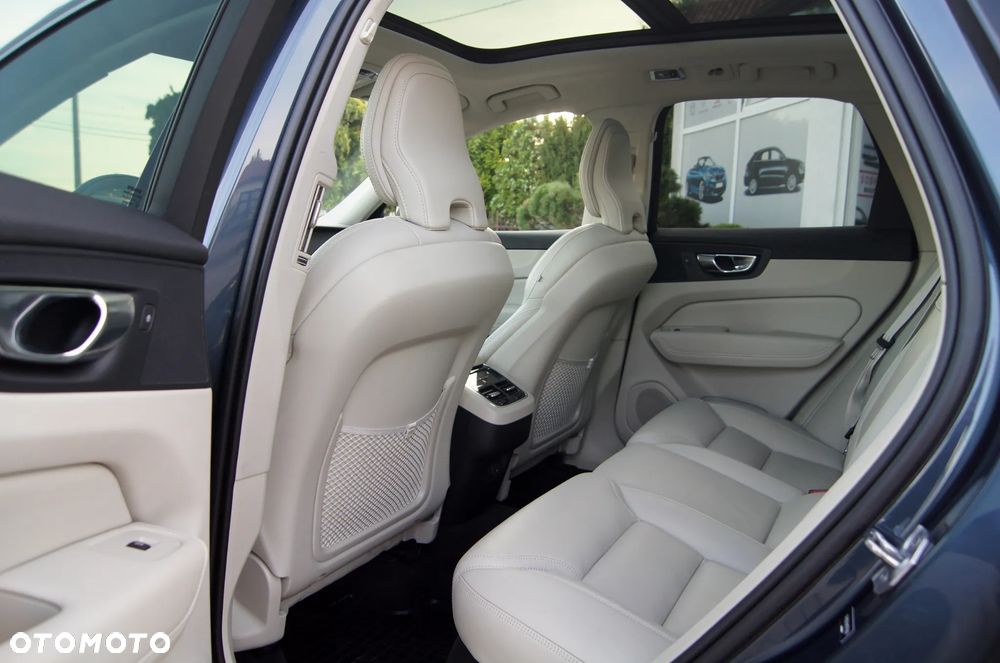 Volvo XC 60 T5 AWD Geartronic Inscription - 11