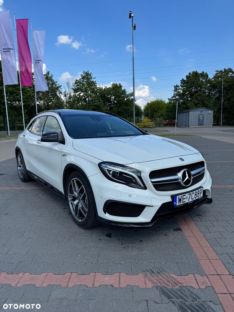 Mercedes-Benz GLA 45 AMG 4-Matic - 3