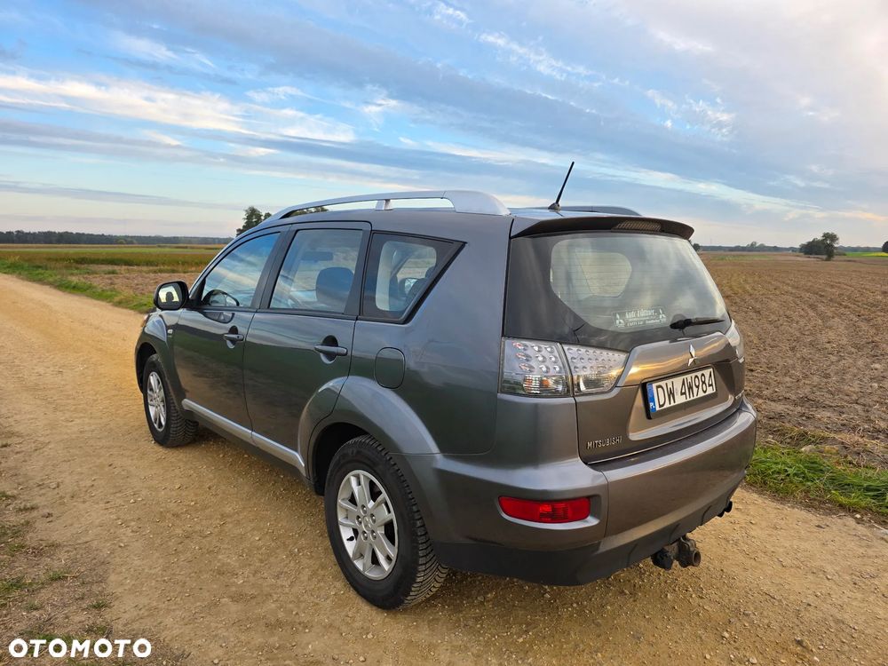 Mitsubishi Outlander 2007 photo 3