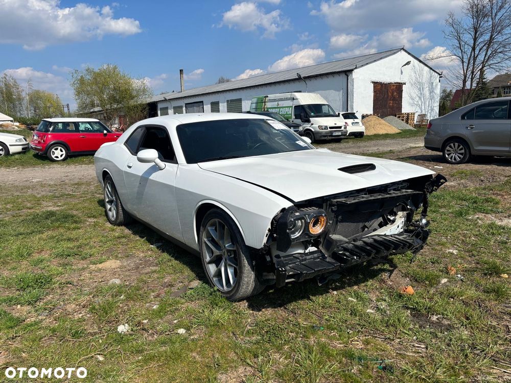 Dodge Challenger - 18