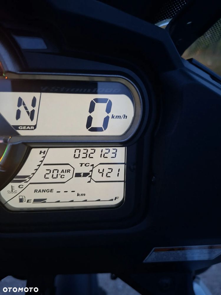 Suzuki DL - 18
