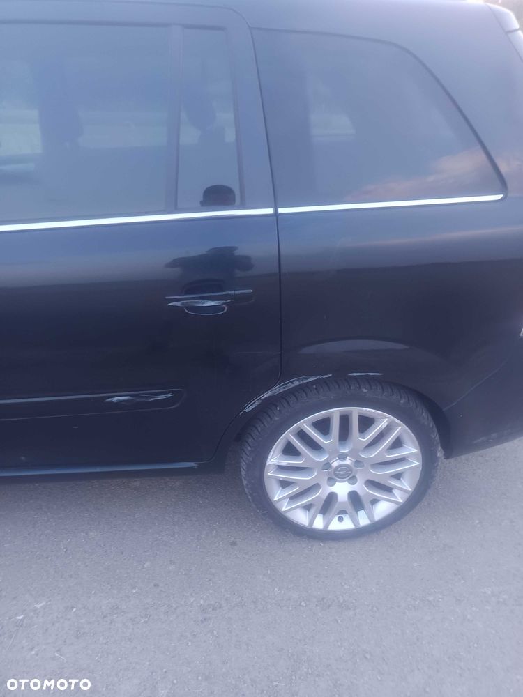 Opel Zafira - 3