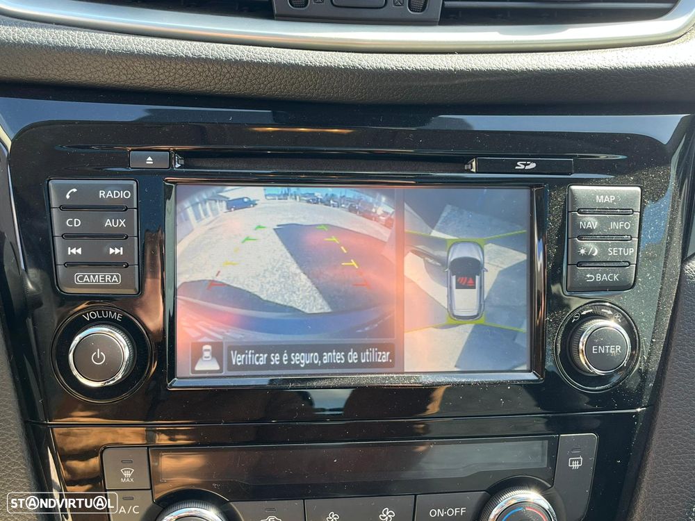 Nissan Qashqai 1.6 dCi N-Connecta 18 PS Xtronic - 27