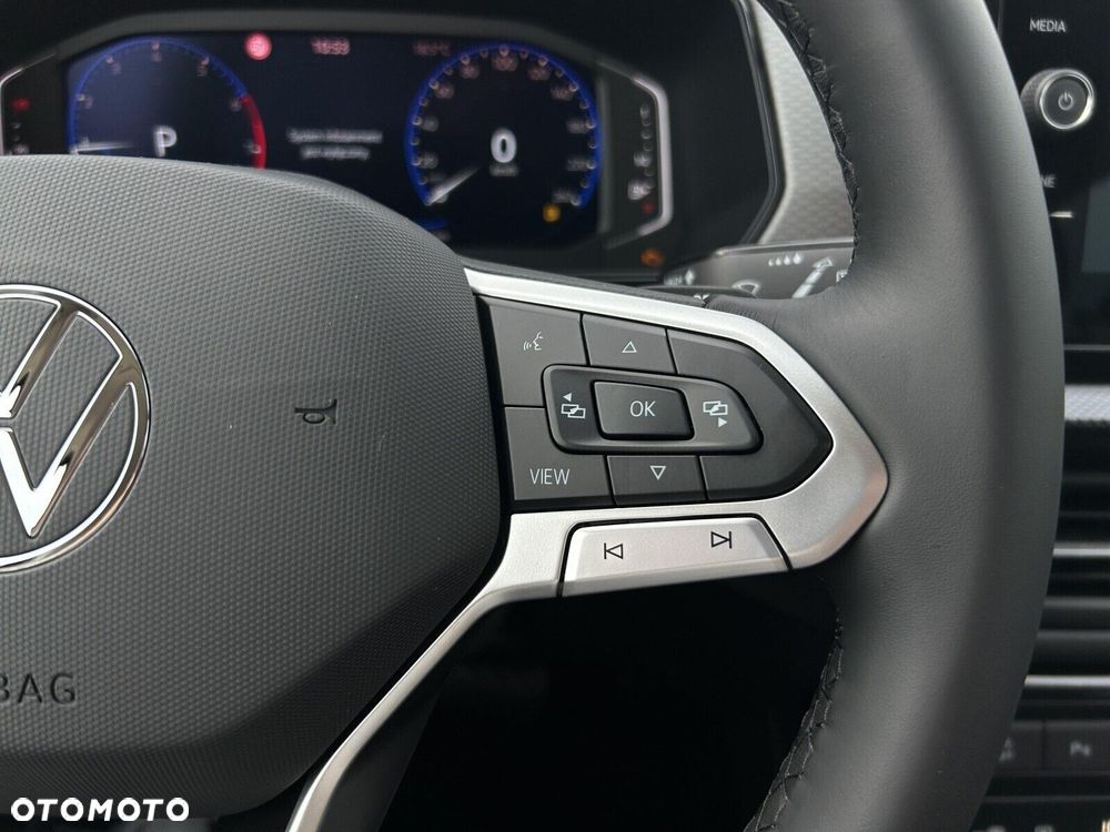 Volkswagen T-Cross - 17
