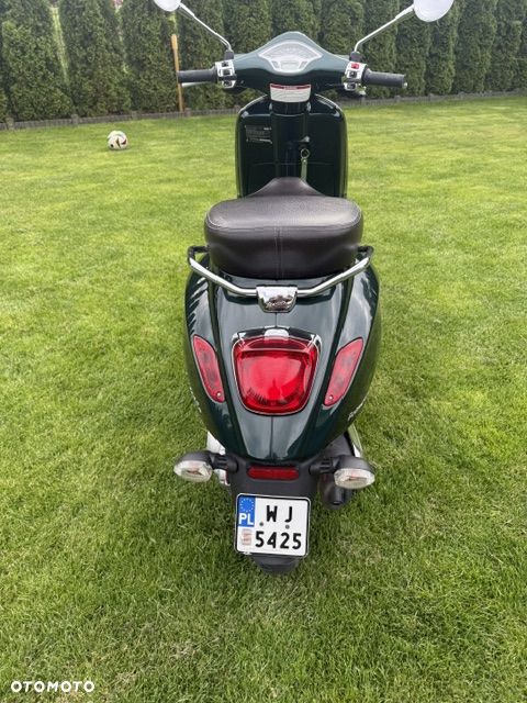 Piaggio Vespa - 2