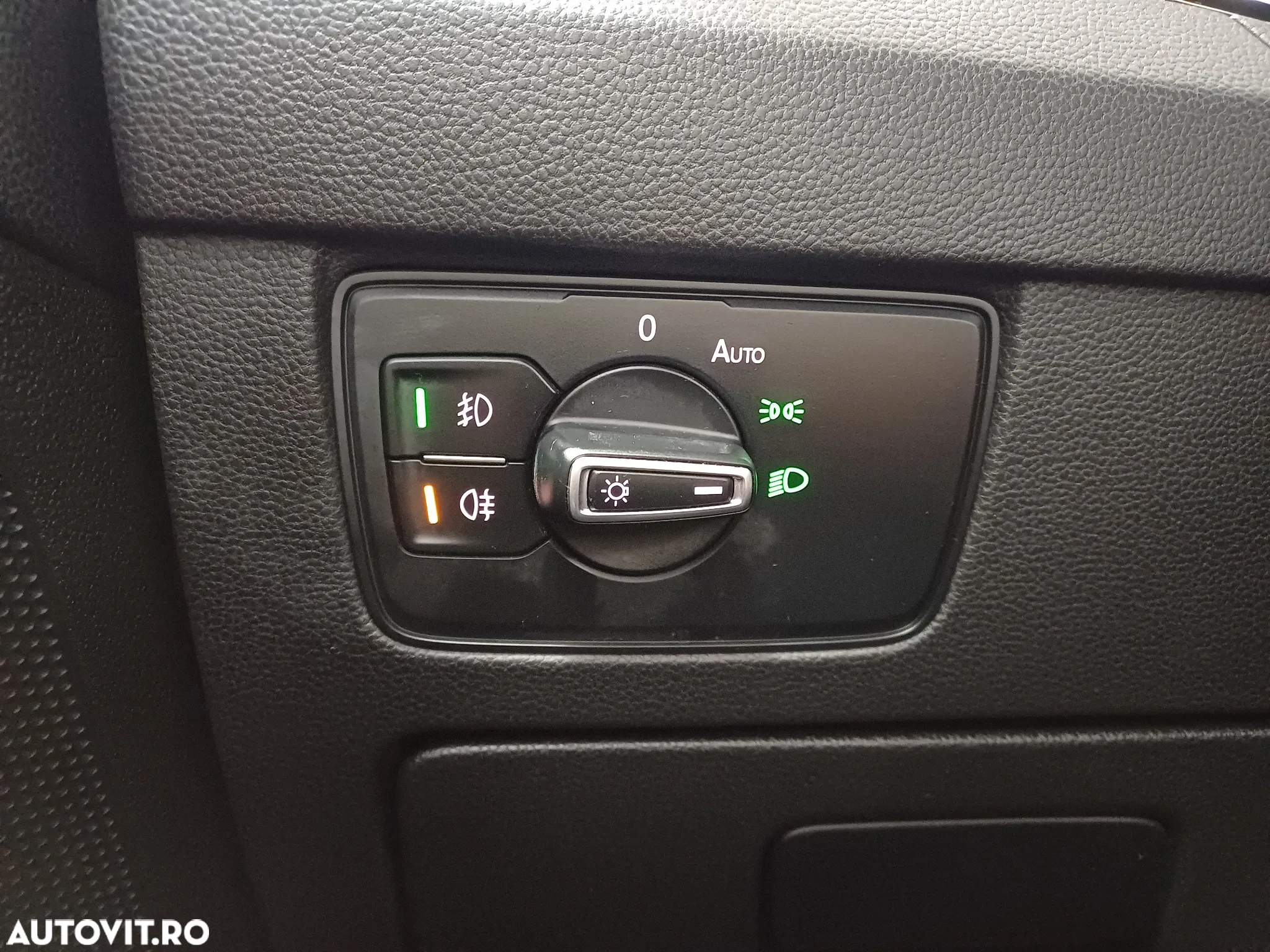 Volkswagen Passat 2.0 TDI DSG Highline - 10