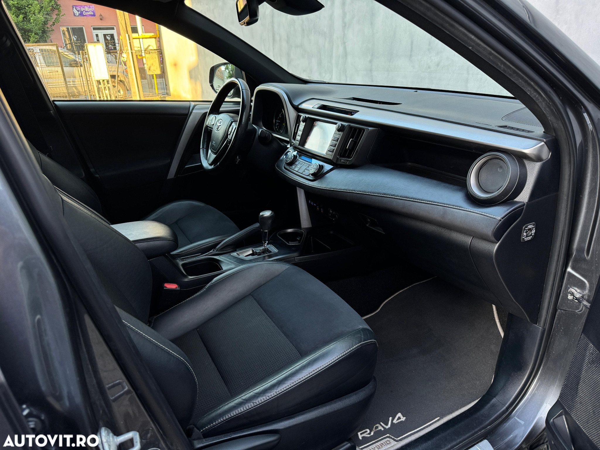 Toyota RAV4 2.5 4x4 Hybrid Comfort - 18