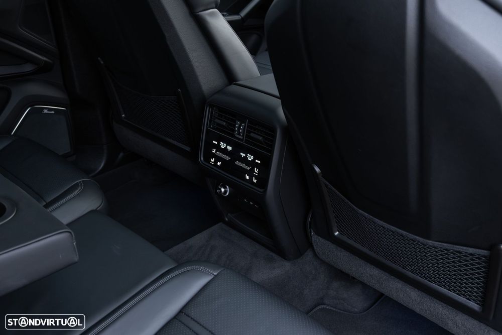 Porsche Cayenne Coupé Turbo E-Hybrid - 25