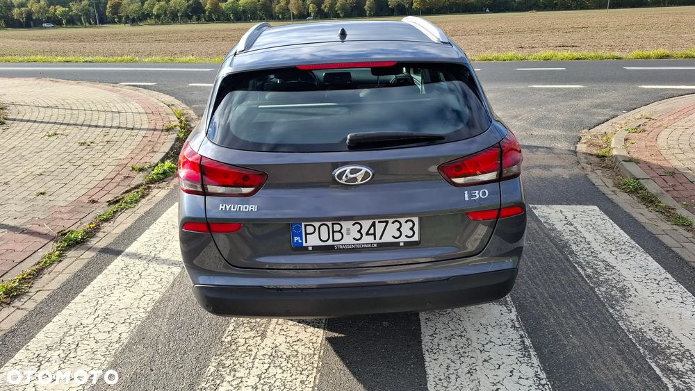 Hyundai i30 1.4 Comfort - 8