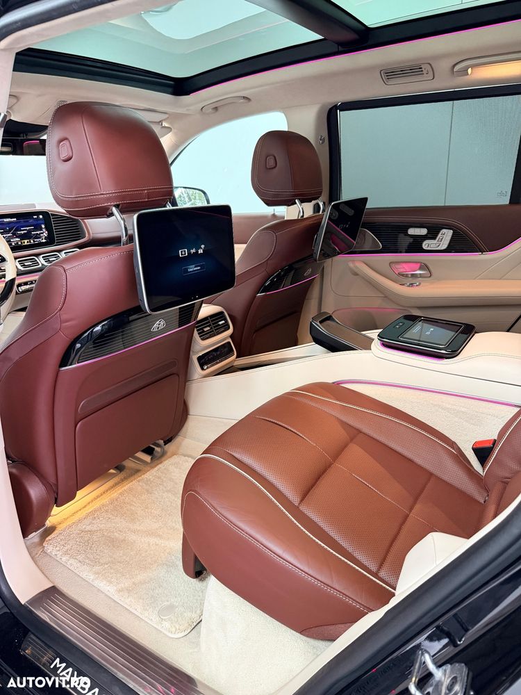 Mercedes-Benz GLS Maybach 600 4Matic 9G-TRONIC - 29