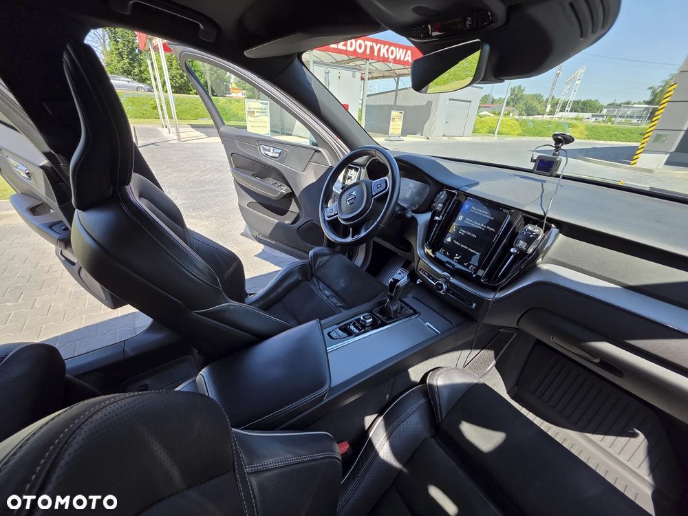 Volvo XC 60 D3 SCR R-Design - 16