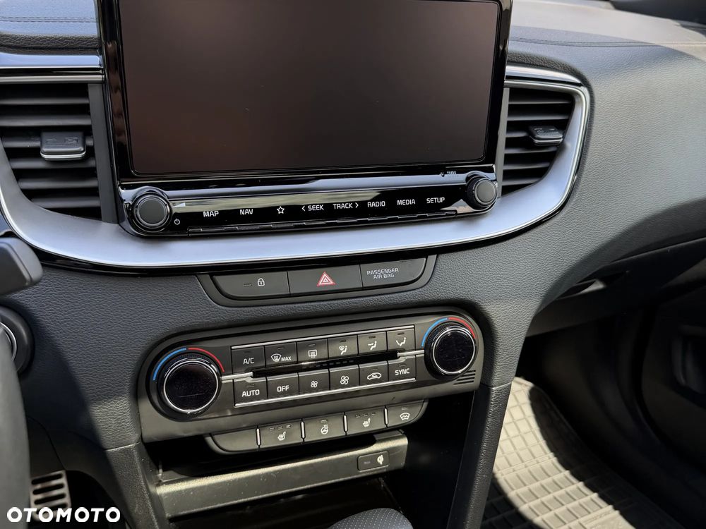 Kia XCeed 1.5 T-GDI GT-Line DCT - 11
