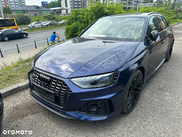 Audi RS4 TFSI Quattro Tiptronic