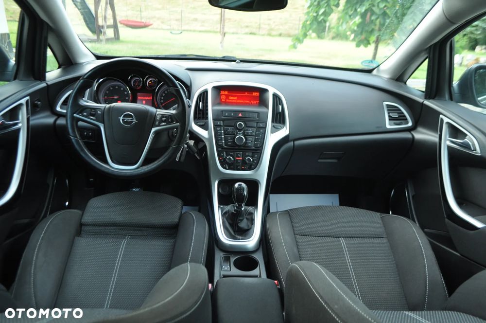 Opel Astra 1.4 Turbo Edition Sport - 25