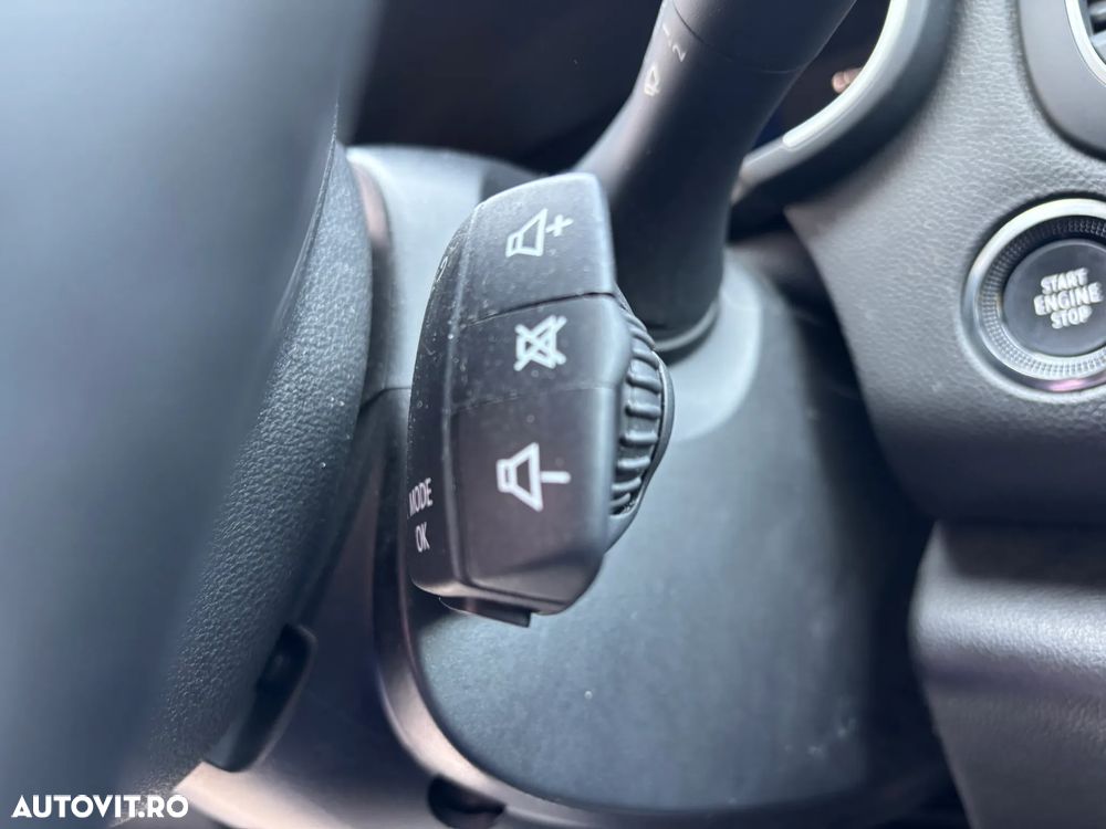 Renault Megane BLUE dCi 115 BUSINESS EDITION - 19
