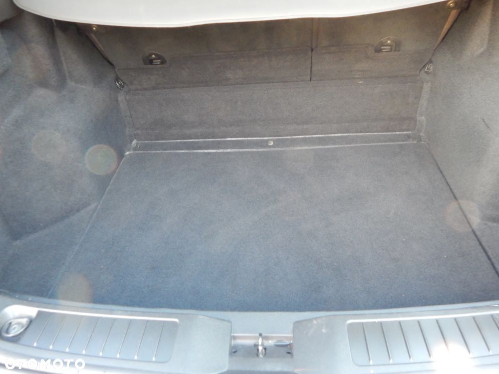 Fiat Croma 2.2 16V Dynamic - 14