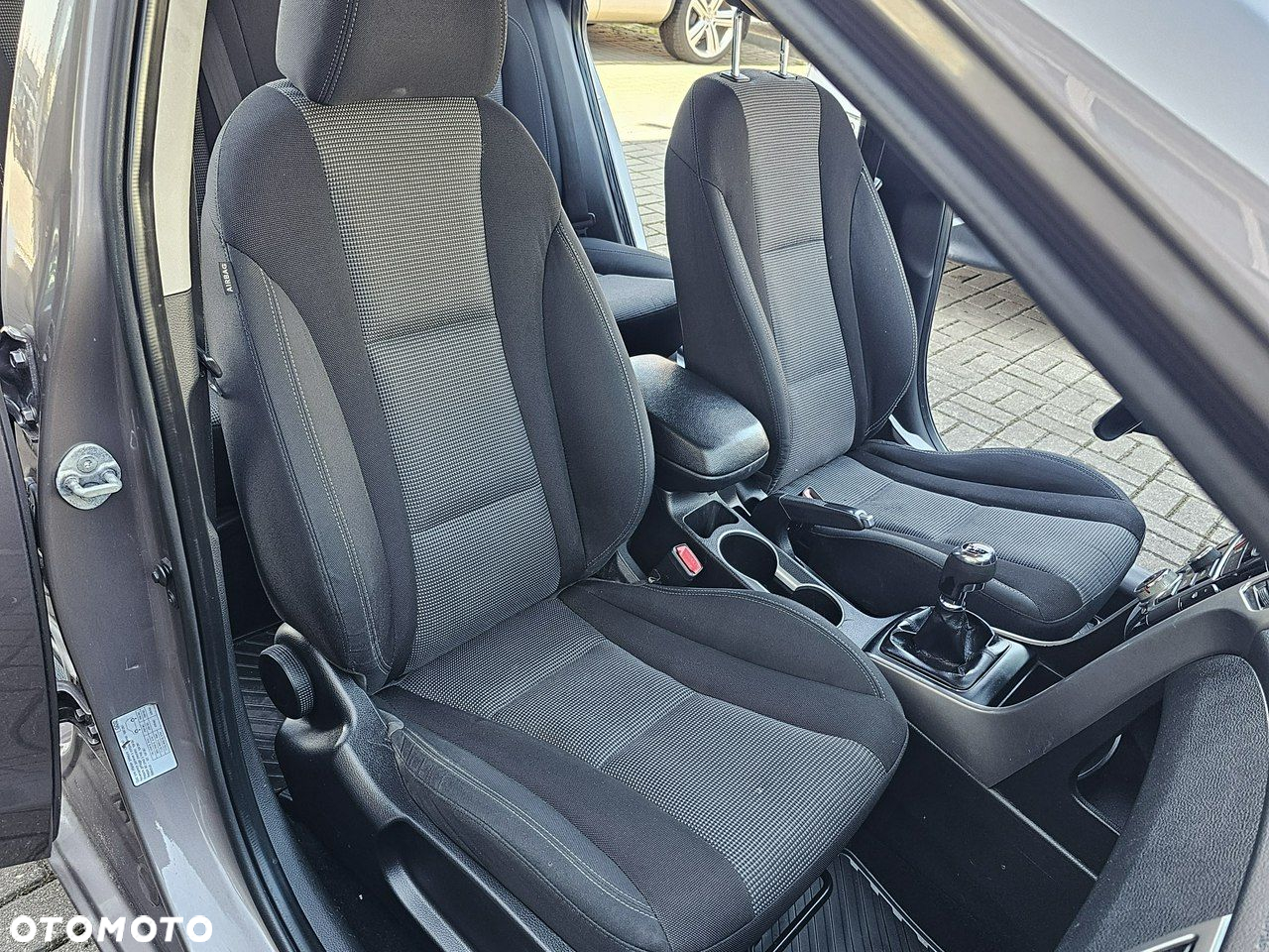 Hyundai i30 1.6 CRDi BlueDrive Classic + - 9