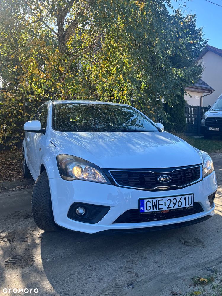 Kia Ceed - 2