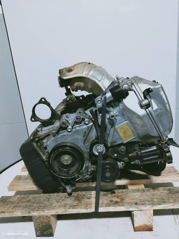 MOTOR COMPLETO TOYOTA RAV 4 II 2001 - 3