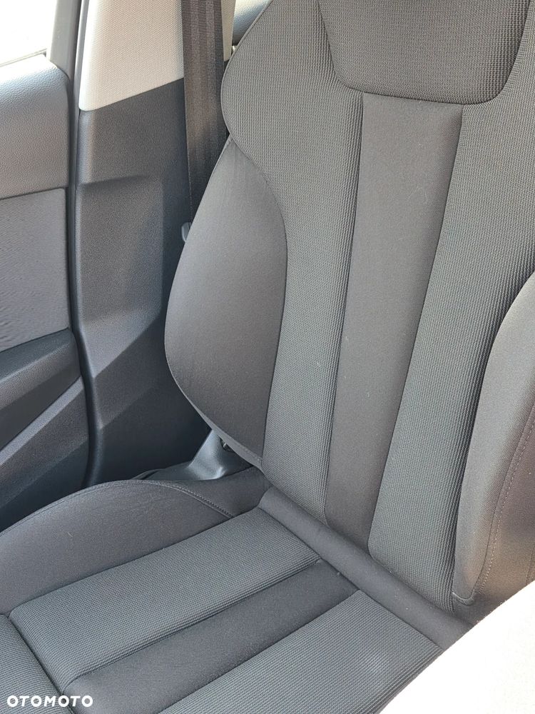 Audi A4 Limousine 35 TFSI S tronic - 24