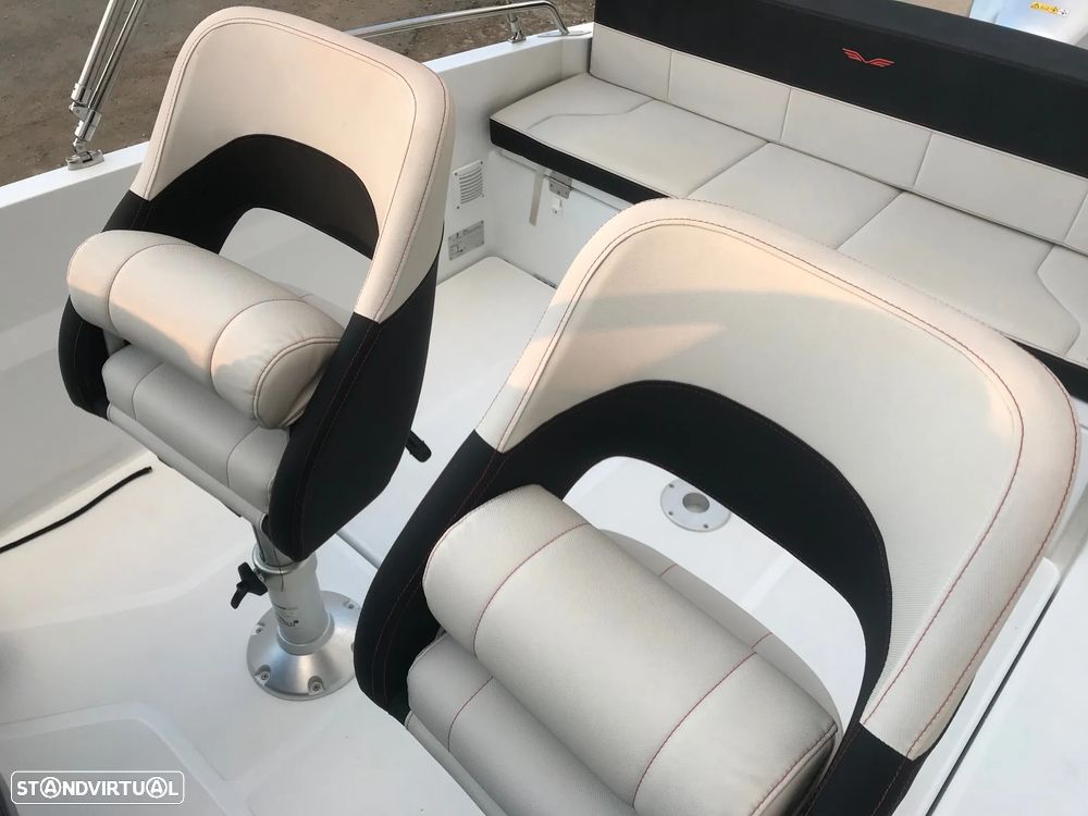 Beneteau Flyer 6.6 Sundeck - 12