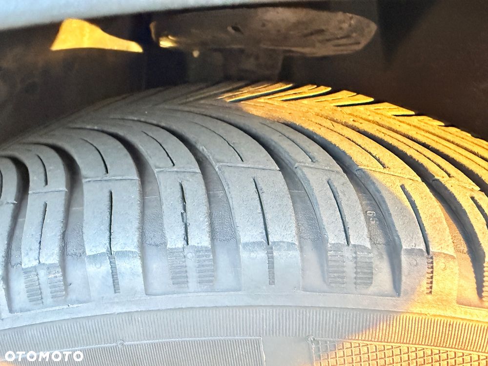 Peugeot 3008 BlueHDi 130 Stop & Start EAT8 Active - 8