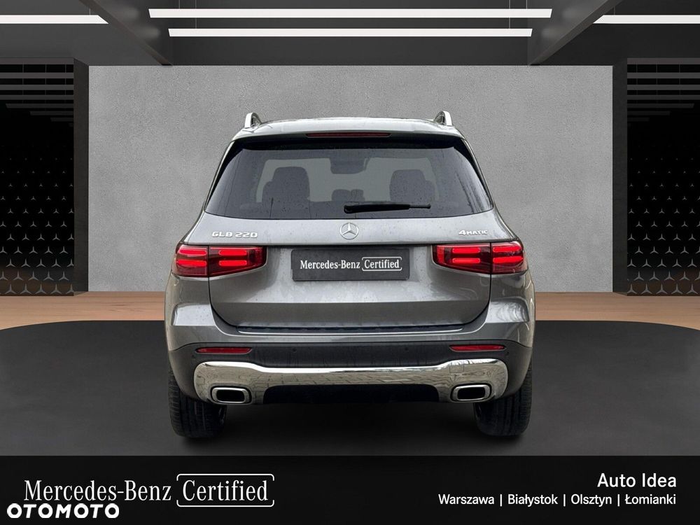 Mercedes-Benz GLB 250 4-Matic AMG Line 8G-DCT - 8