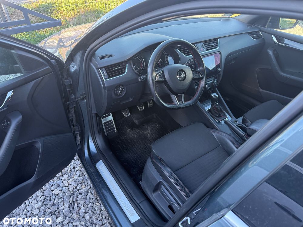 Skoda Octavia 2.0 TDI RS - 21