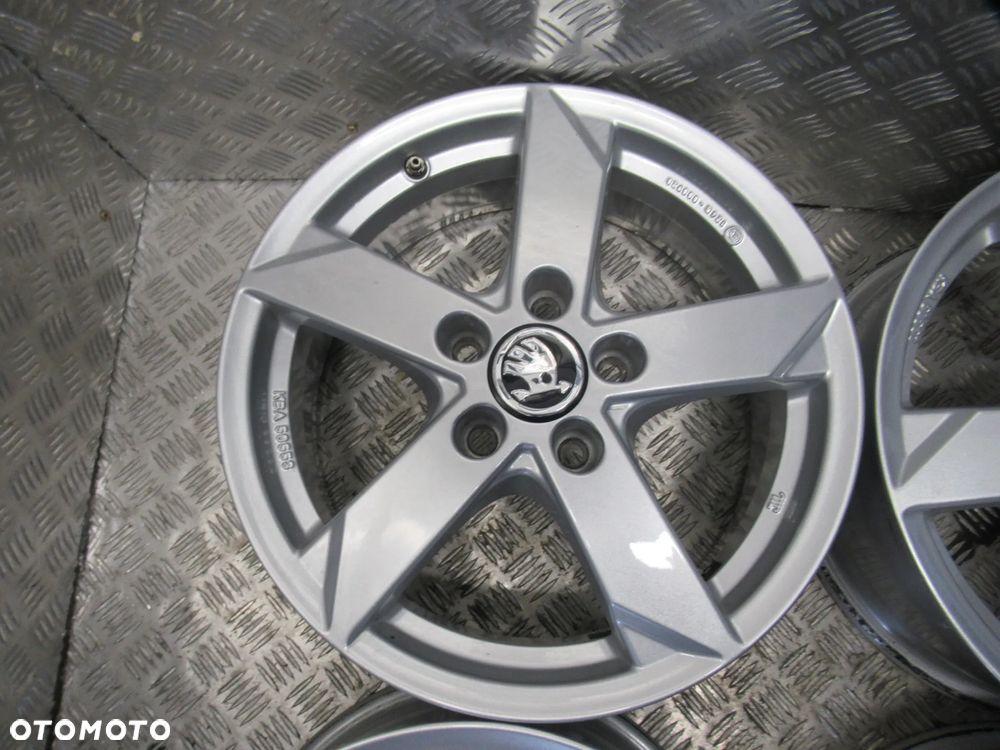 Felgi Skoda Octavia Superb Karoq Yeti 6,5Jx16 et42 5x112 - 4