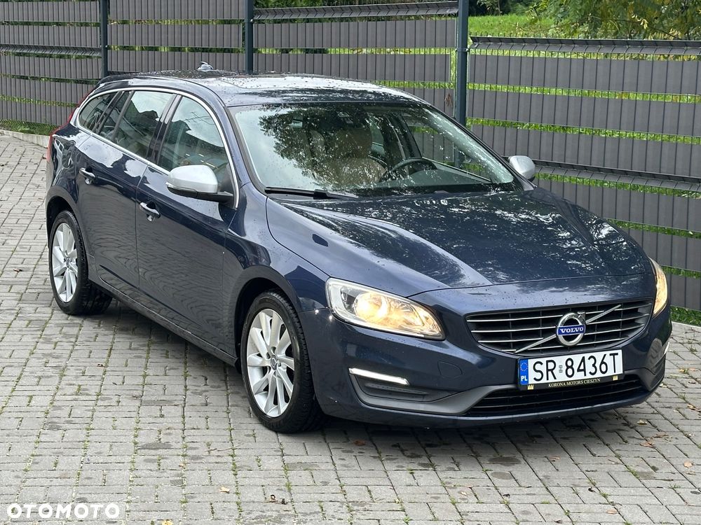 Volvo V60 D4 Momentum - 3