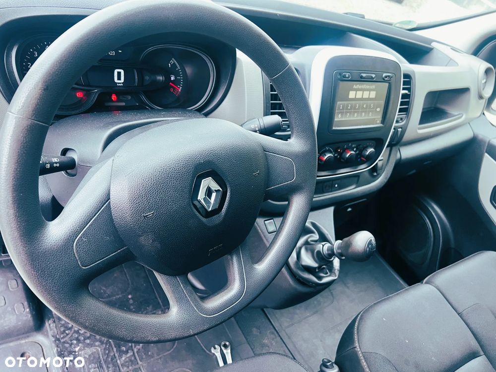 Renault Trafic - 6