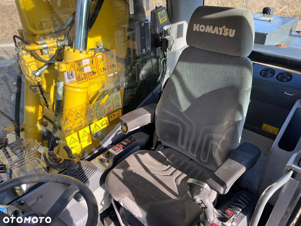 Komatsu PW148-10 - 13