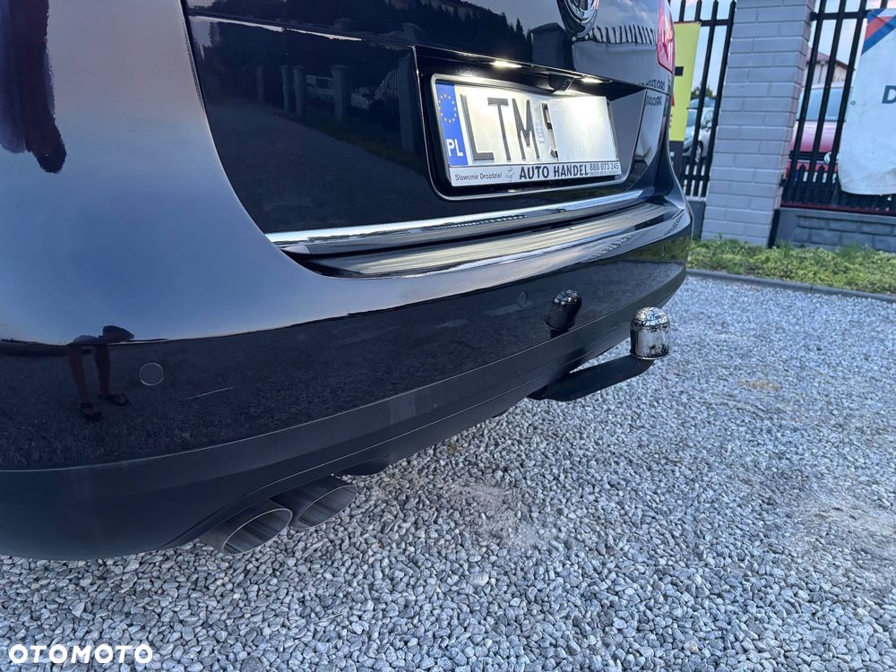 Volkswagen Passat - 25