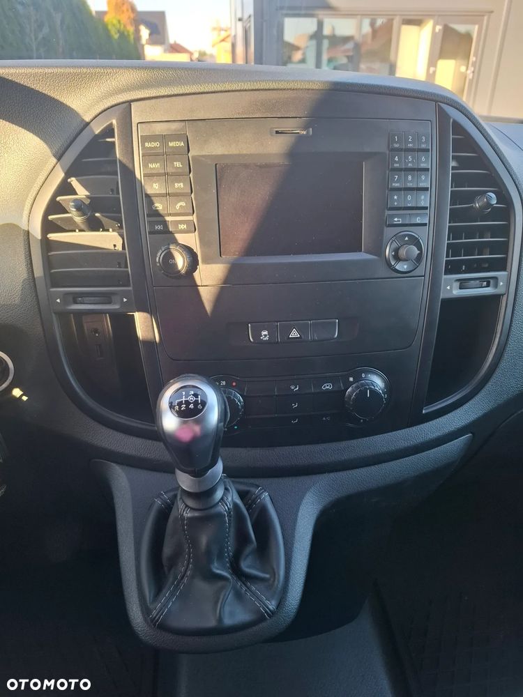Mercedes-Benz Vito - 20