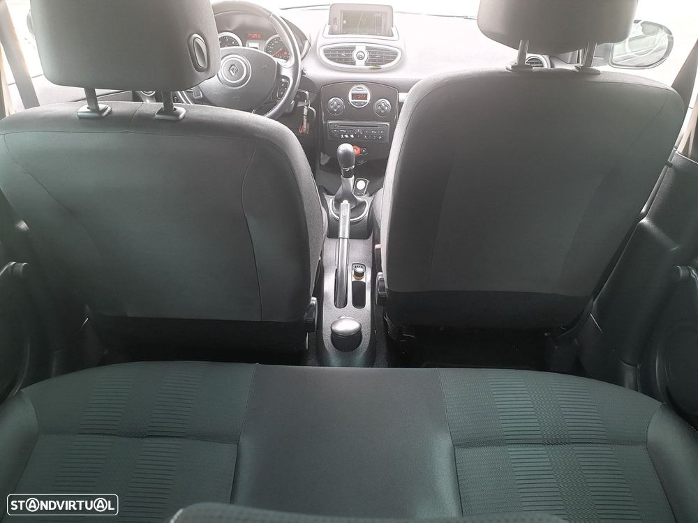 Renault Clio 1.5 dCi Dynamique S - 41