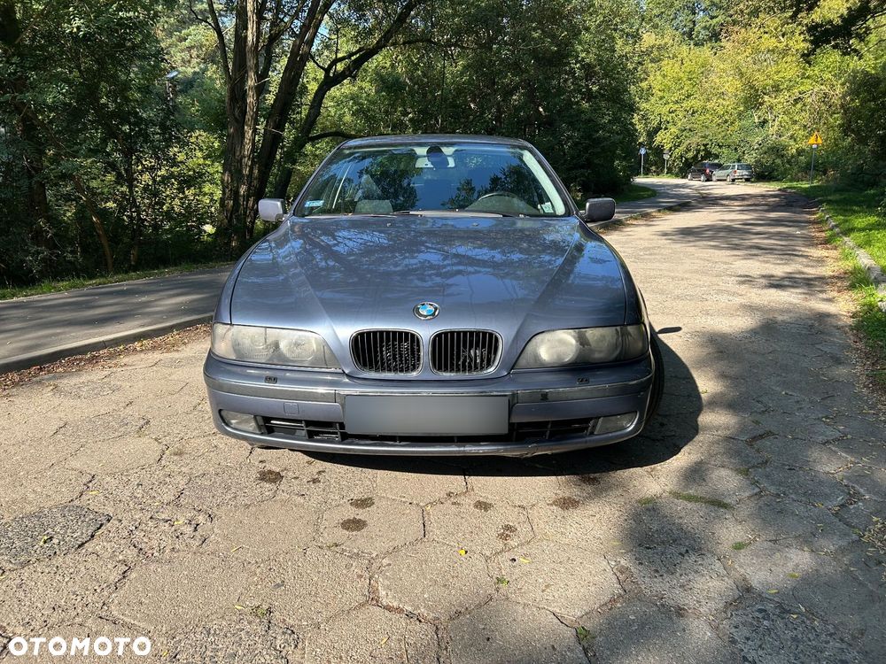 BMW Seria 5 528i - 6