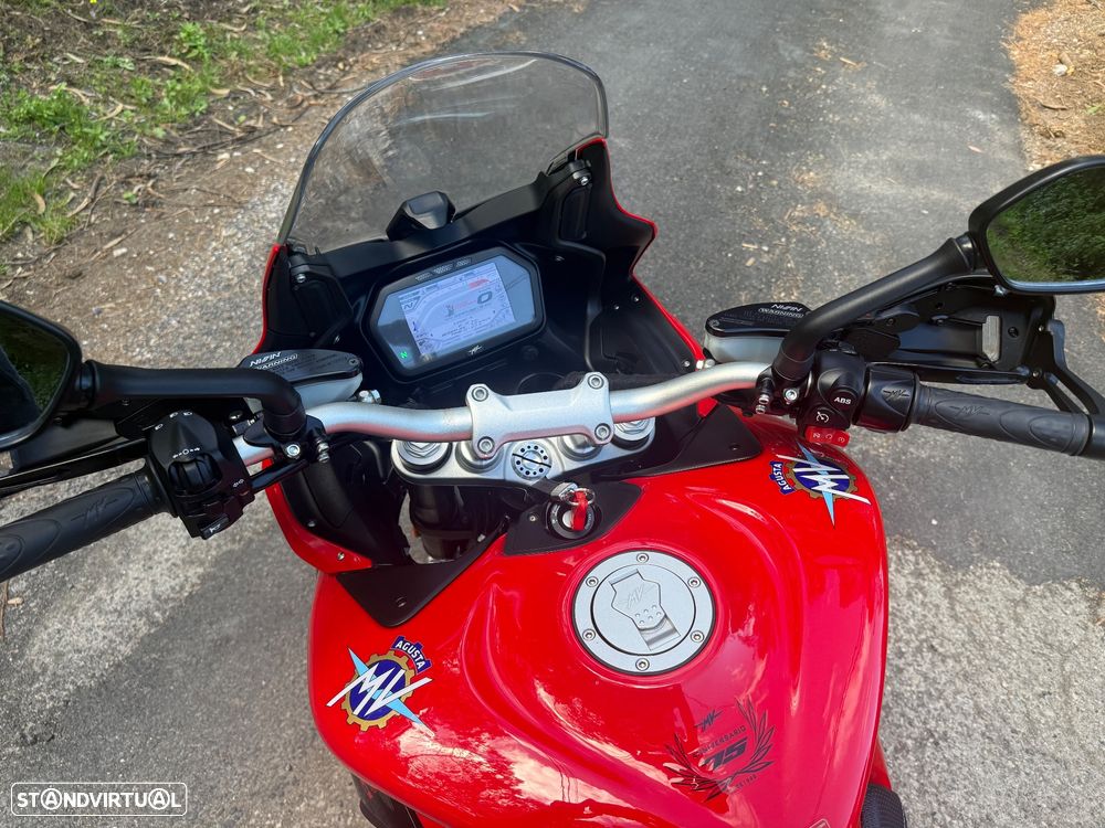 MV Agusta Turismo Veloce Rosso Aniversário 75 - 15