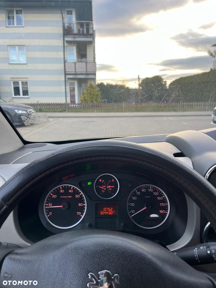 Peugeot Partner 1.6 HDi Trendy - 10