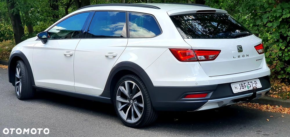 Seat Leon Sportstourer 1.4 TSI Start&Stop X-Perience - 2