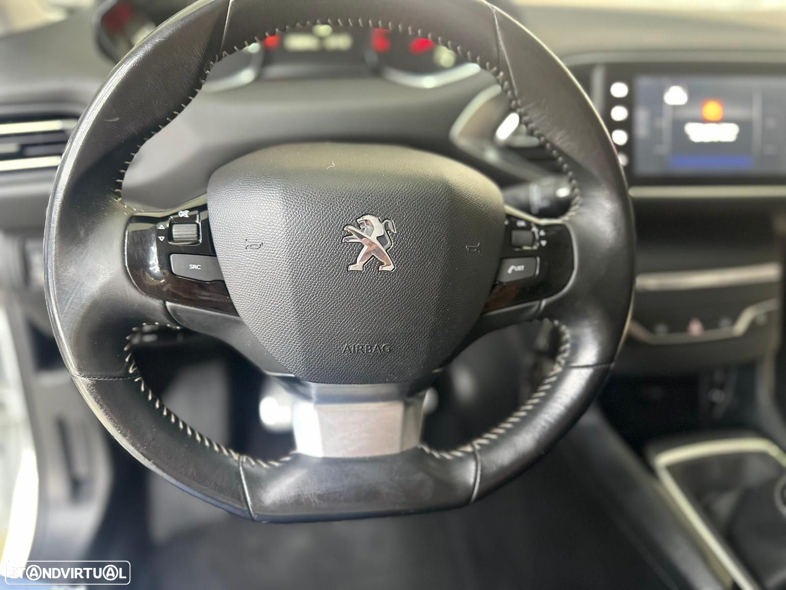 Peugeot 308 1.6 BlueHDi Style - 21