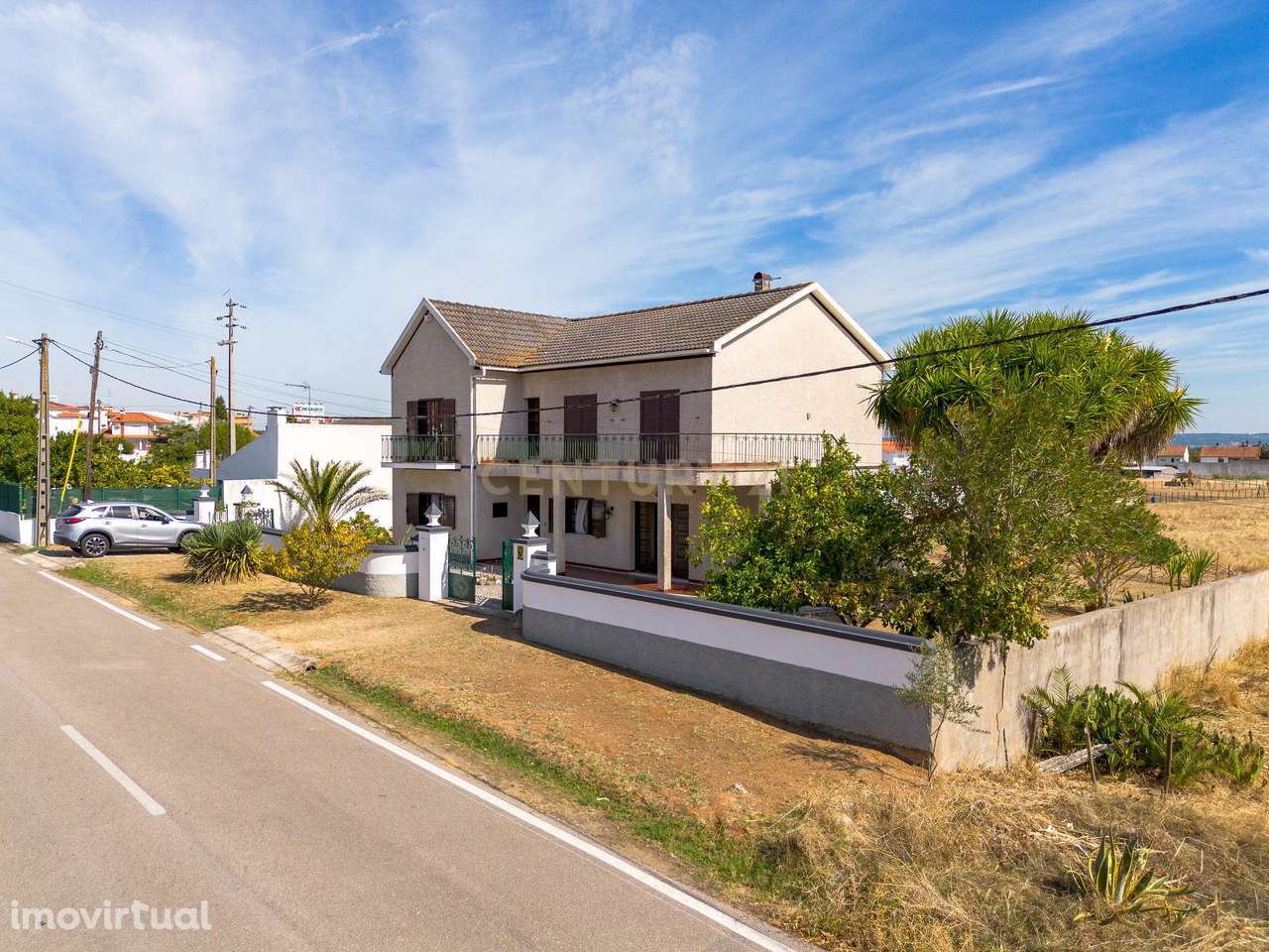 Moradia T4 com Potencial para 2 Frações  Terreno de 8.480 m²  Torres N - Grande imagem: 3/44