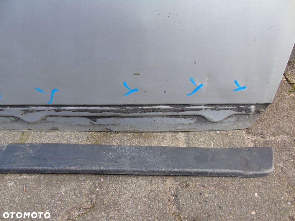 Volkswagen Crafter drzwi tylne 7C3827123E - 8