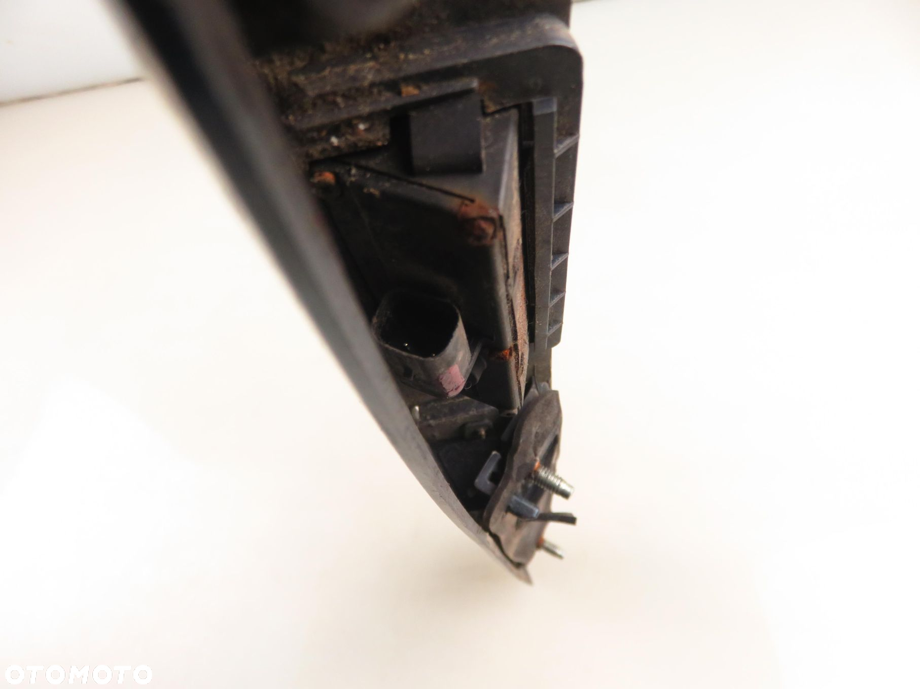 BLENDA KLAPY FORD C-MAX 6M51R43404BB F4 - 2