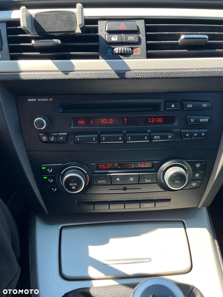 BMW Seria 3 316d - 26